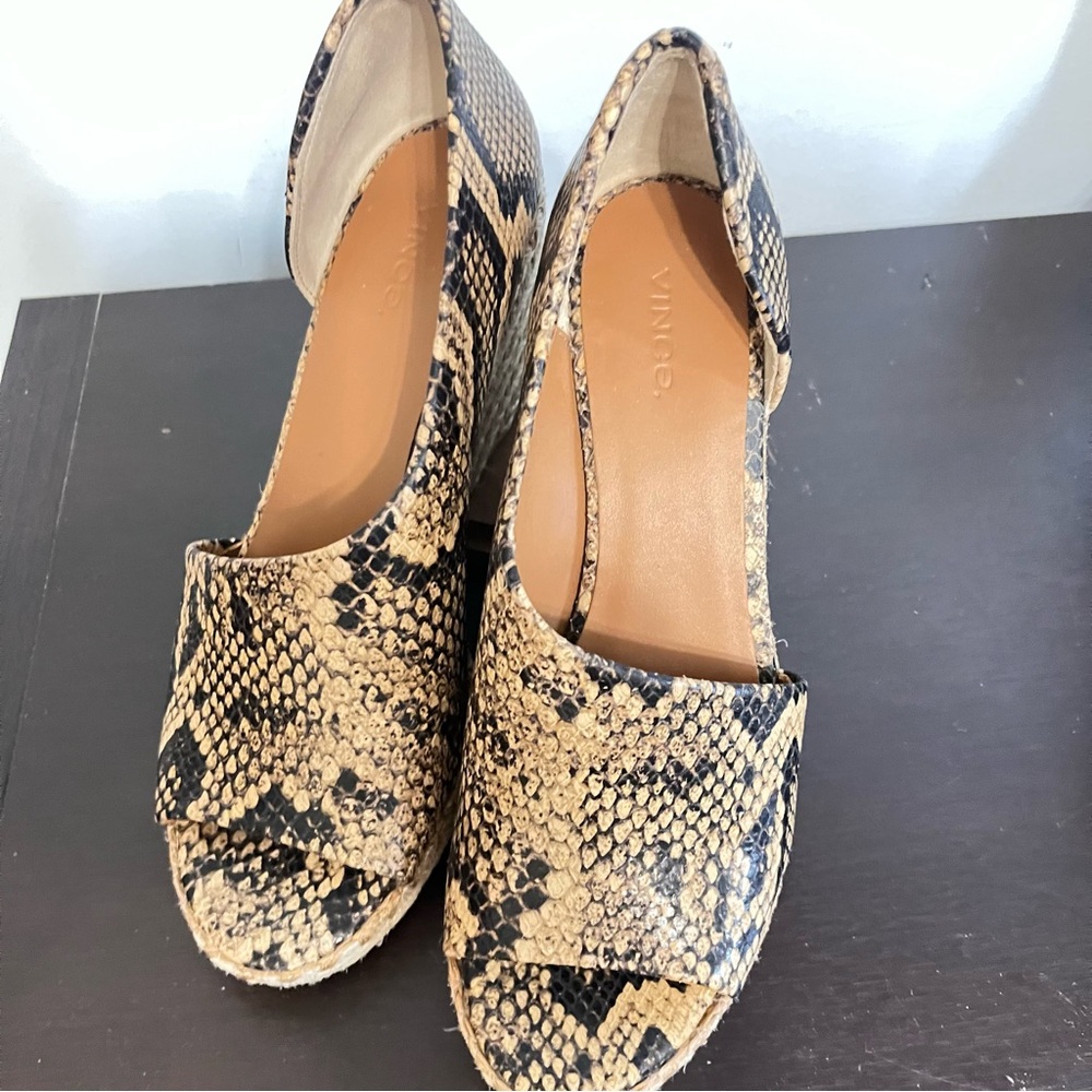 Vince. New Without Box Snake Print Python Skin Es… - image 3